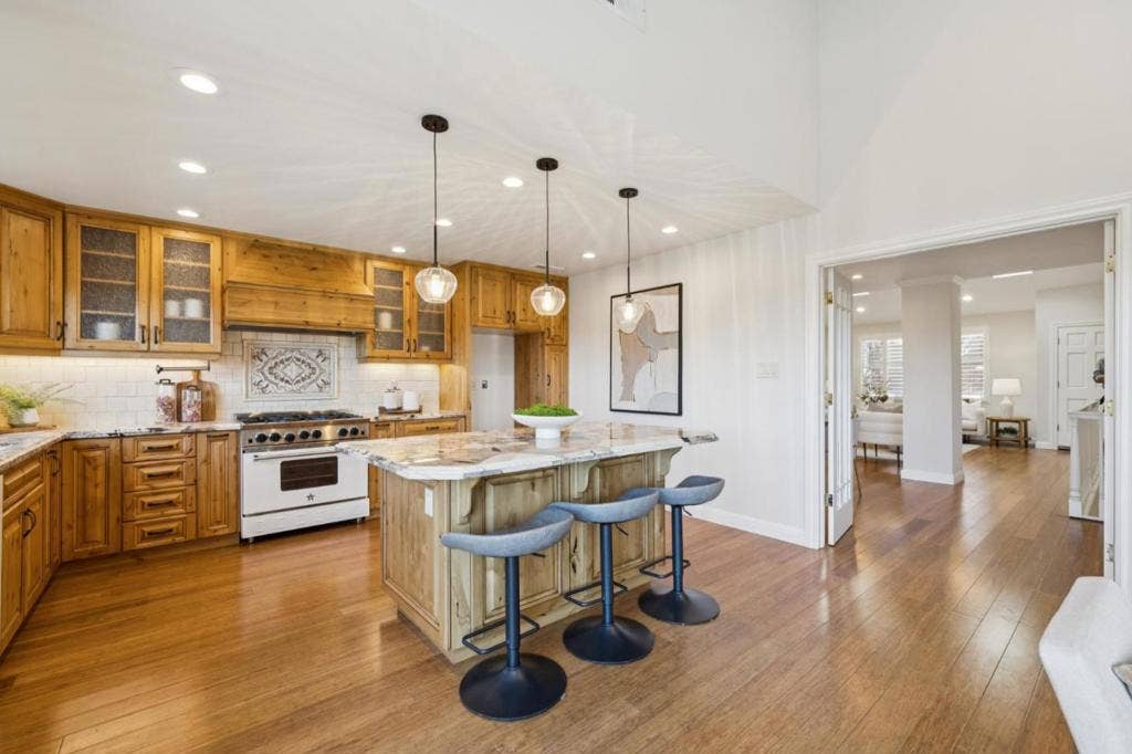 2620 Monserat Avenue, Belmont, CA 94002 2620 Monserat Avenue, Belmont, CA 94002