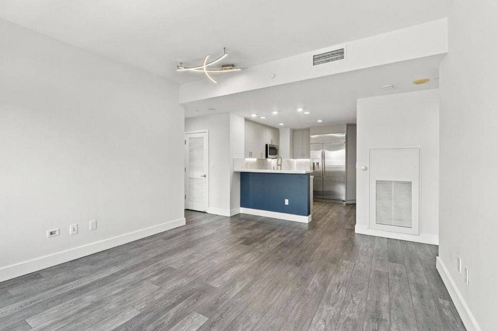 88 E San Fernando Street, #801, San Jose, CA 95113 88 E San Fernando Street, #801, San Jose, CA 95113