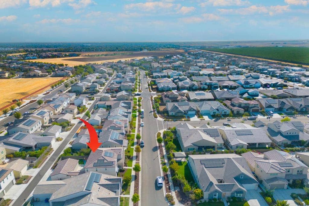 2659 Cordelia Lane, Tracy, CA 95377 2659 Cordelia Lane, Tracy, CA 95377