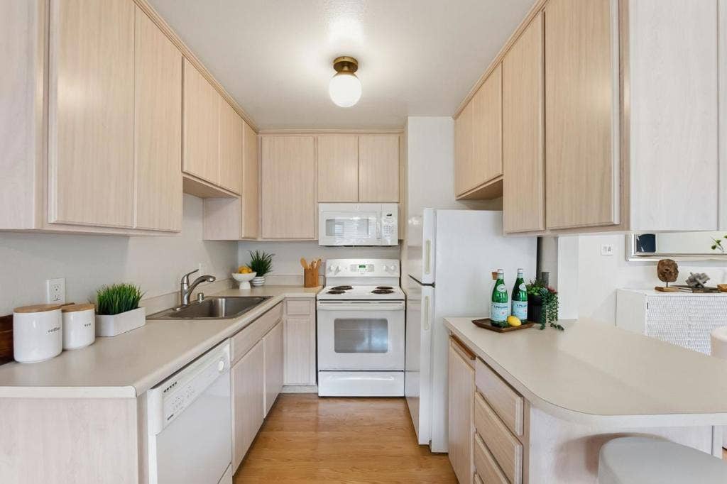 185 Union Avenue, #32, Campbell, CA 95008 185 Union Avenue, #32, Campbell, CA 95008