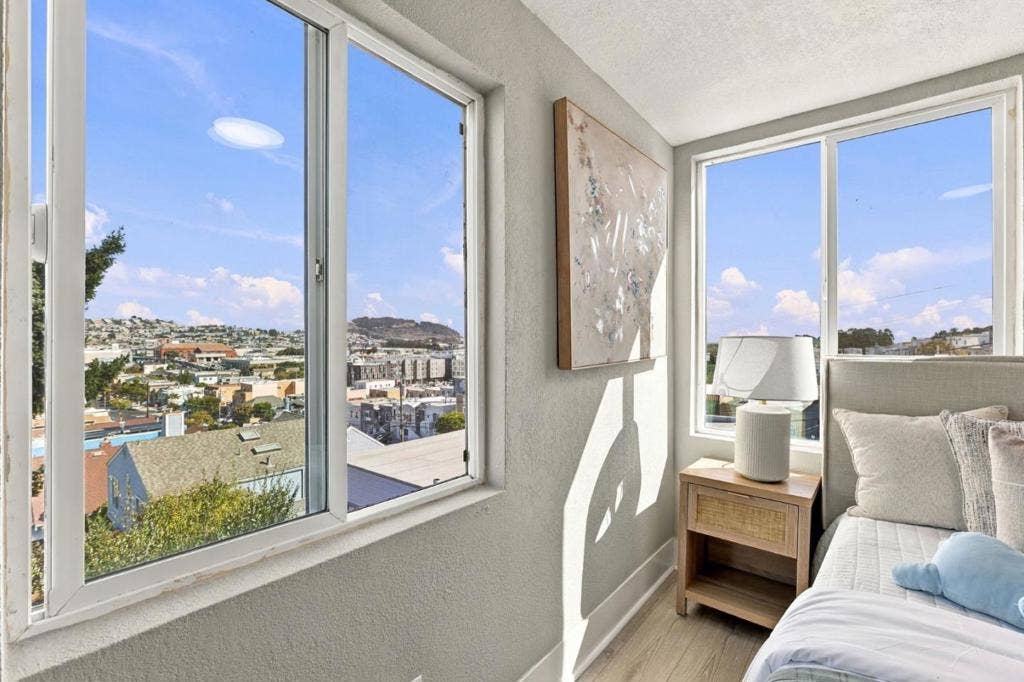 240 Martin Street, Daly City, CA 94014 240 Martin Street, Daly City, CA 94014