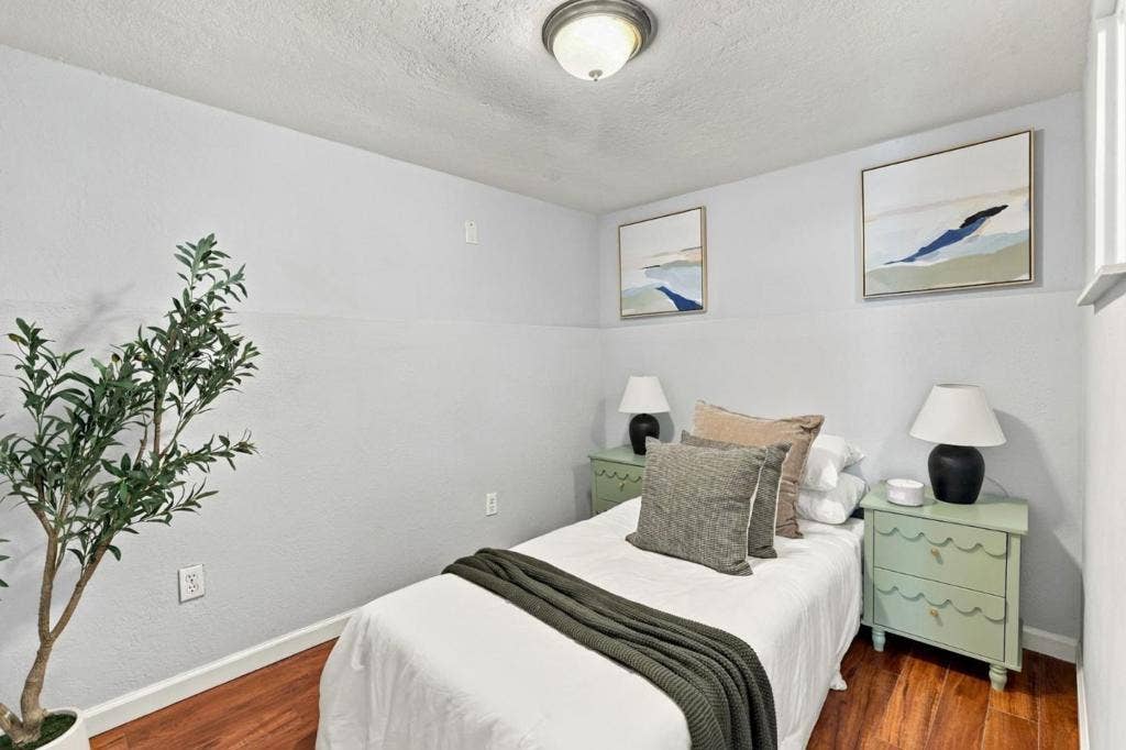 240 Martin Street, Daly City, CA 94014 240 Martin Street, Daly City, CA 94014