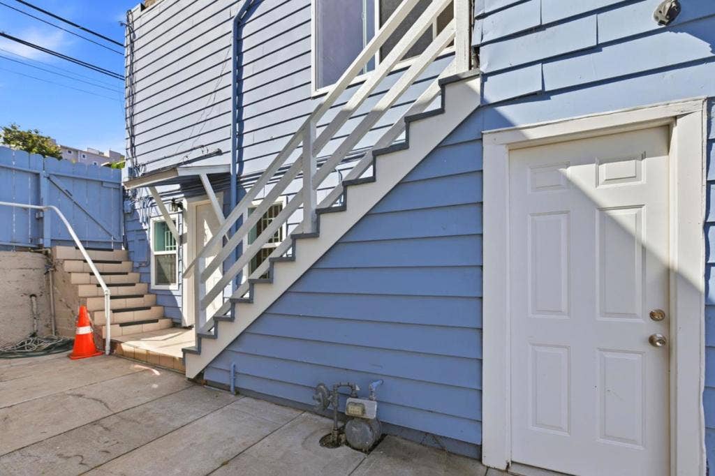 240 Martin Street, Daly City, CA 94014 240 Martin Street, Daly City, CA 94014