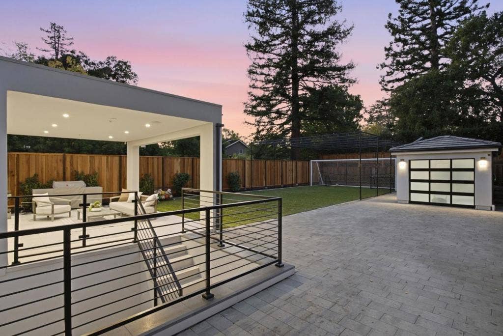 543 Tennyson Avenue, Palo Alto, CA 94301 543 Tennyson Avenue, Palo Alto, CA 94301