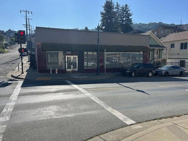 Property photo for 1303 Pomona Street, Crockett, CA