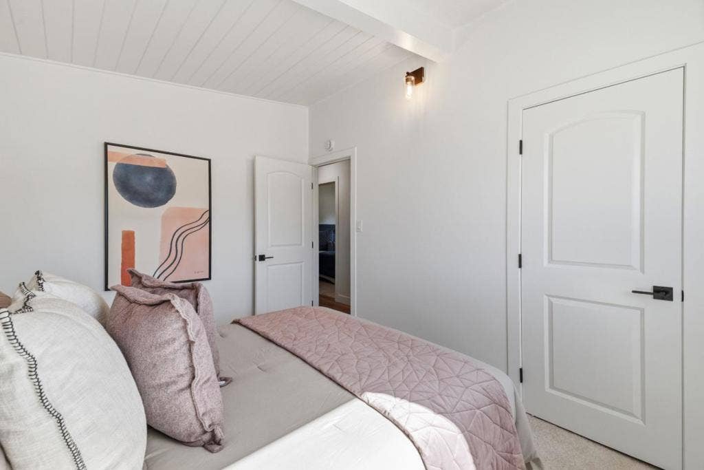 1307 Hill Avenue, Menlo Park, CA 94025 1307 Hill Avenue, Menlo Park, CA 94025