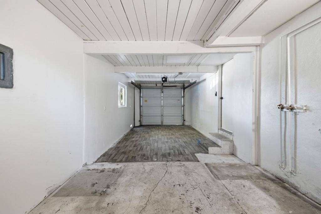 1307 Hill Avenue, Menlo Park, CA 94025 1307 Hill Avenue, Menlo Park, CA 94025