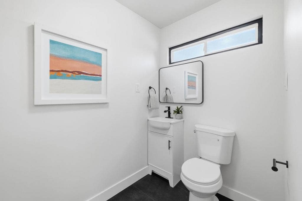 1307 Hill Avenue, Menlo Park, CA 94025 1307 Hill Avenue, Menlo Park, CA 94025