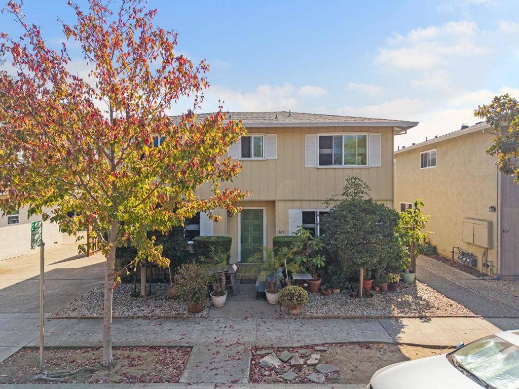 301 College Avenue, Palo Alto, CA 94306 301 College Avenue, Palo Alto, CA 94306