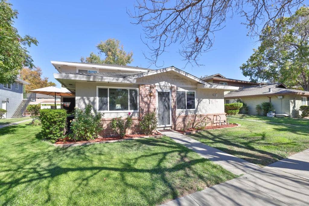 207 Coy Drive, #1, San Jose, CA 95123 207 Coy Drive, #1, San Jose, CA 95123