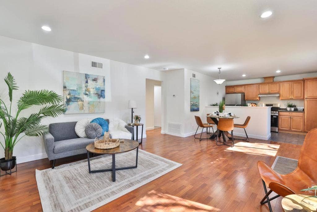 207 Coy Drive, #1, San Jose, CA 95123 207 Coy Drive, #1, San Jose, CA 95123