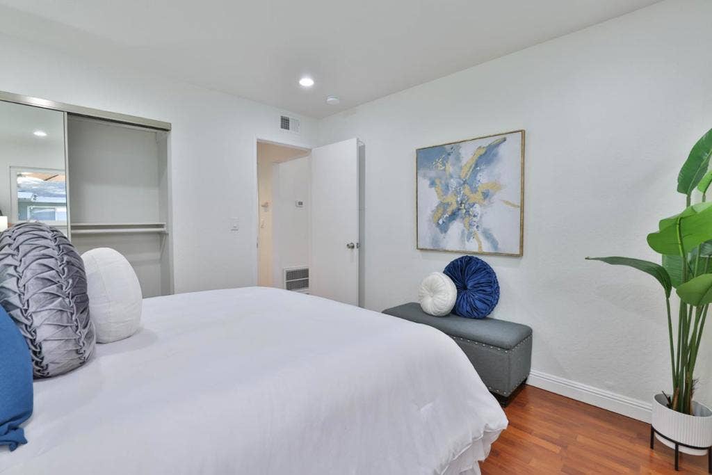 207 Coy Drive, #1, San Jose, CA 95123 207 Coy Drive, #1, San Jose, CA 95123