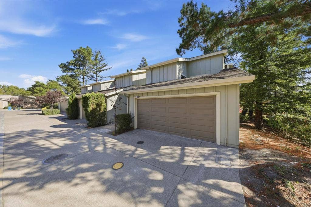 13 Gallowridge Court, San Mateo, CA 94402 13 Gallowridge Court, San Mateo, CA 94402
