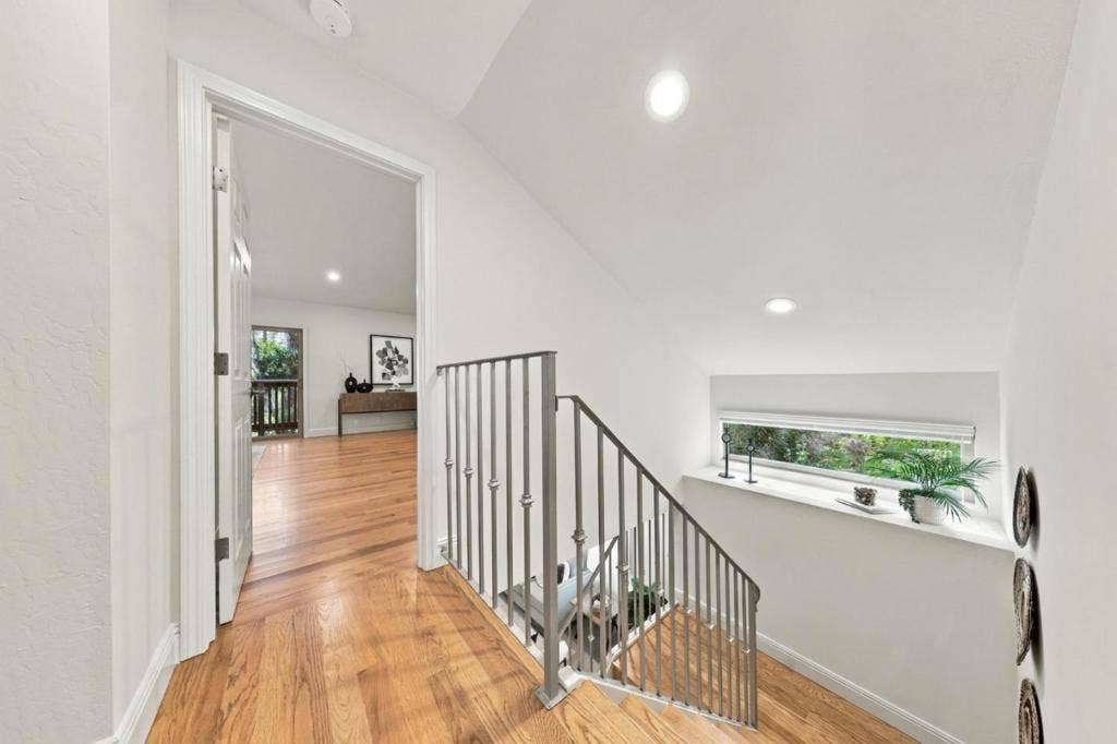 13 Gallowridge Court, San Mateo, CA 94402 13 Gallowridge Court, San Mateo, CA 94402