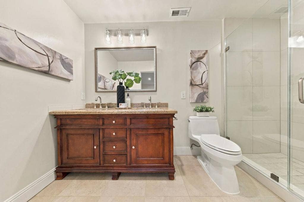 13 Gallowridge Court, San Mateo, CA 94402 13 Gallowridge Court, San Mateo, CA 94402