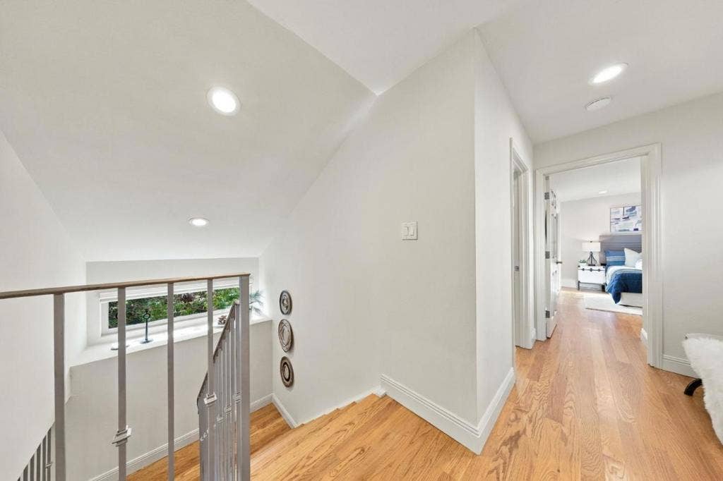 13 Gallowridge Court, San Mateo, CA 94402 13 Gallowridge Court, San Mateo, CA 94402