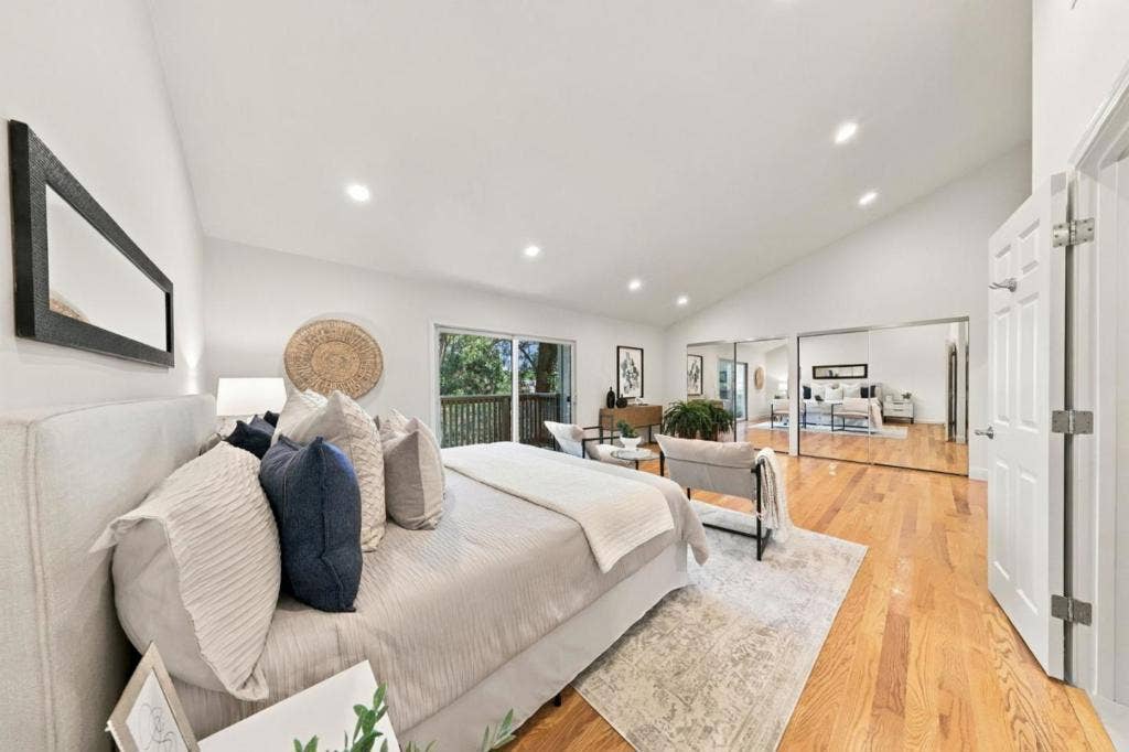 13 Gallowridge Court, San Mateo, CA 94402 13 Gallowridge Court, San Mateo, CA 94402