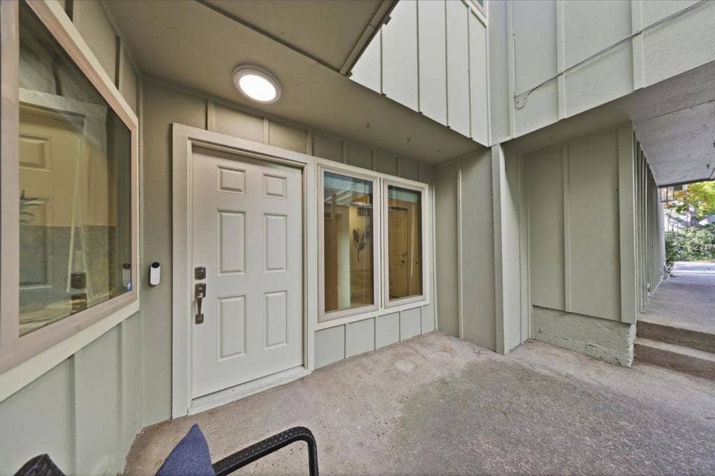 13 Gallowridge Court, San Mateo, CA 94402 13 Gallowridge Court, San Mateo, CA 94402