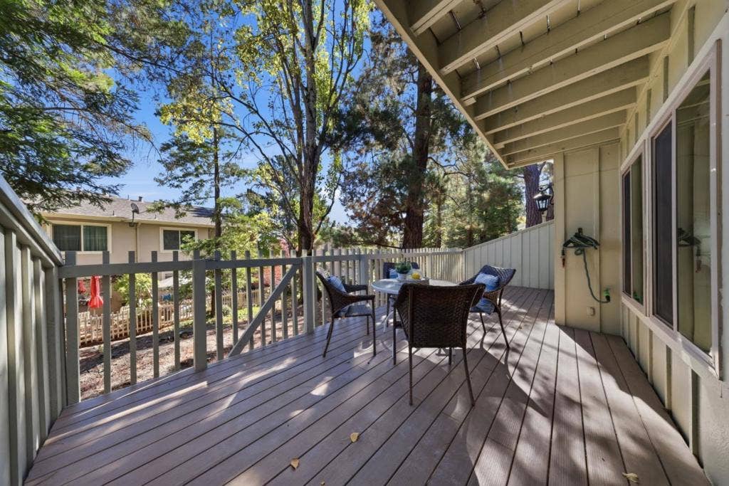 13 Gallowridge Court, San Mateo, CA 94402 13 Gallowridge Court, San Mateo, CA 94402
