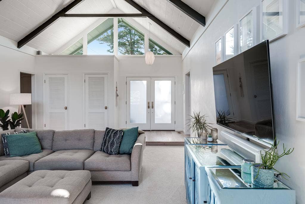 457 Townsend Drive, Aptos, CA 95003 457 Townsend Drive, Aptos, CA 95003