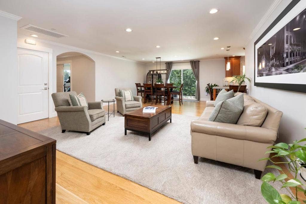 1600 ARK Street, San Mateo, CA 94403 1600 ARK Street, San Mateo, CA 94403