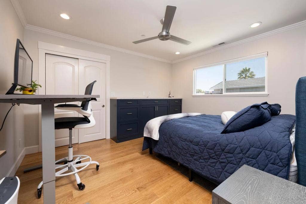 1600 ARK Street, San Mateo, CA 94403 1600 ARK Street, San Mateo, CA 94403
