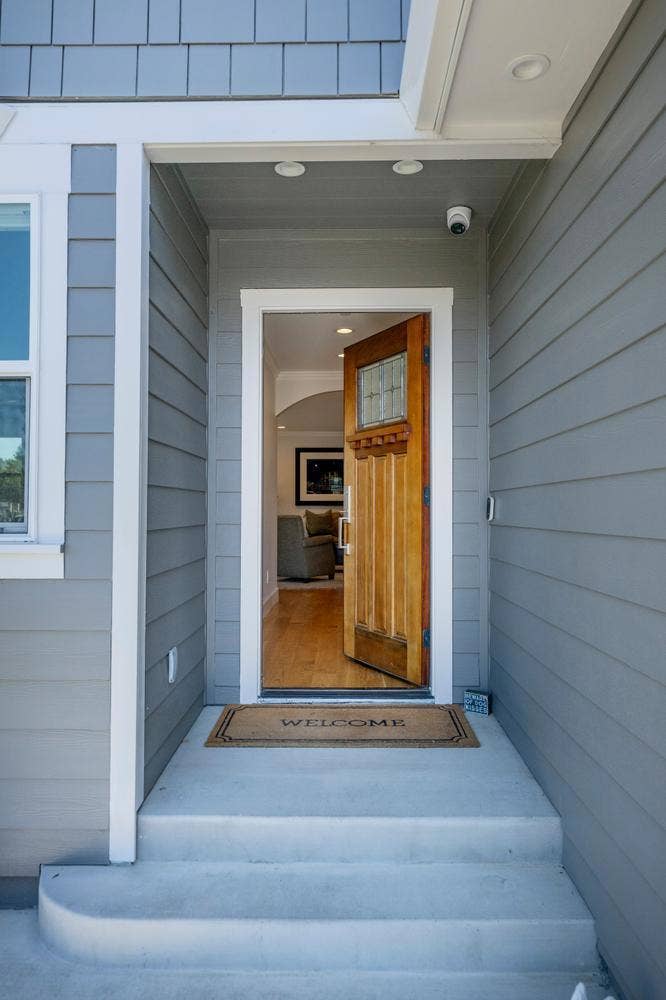 1600 ARK Street, San Mateo, CA 94403 1600 ARK Street, San Mateo, CA 94403