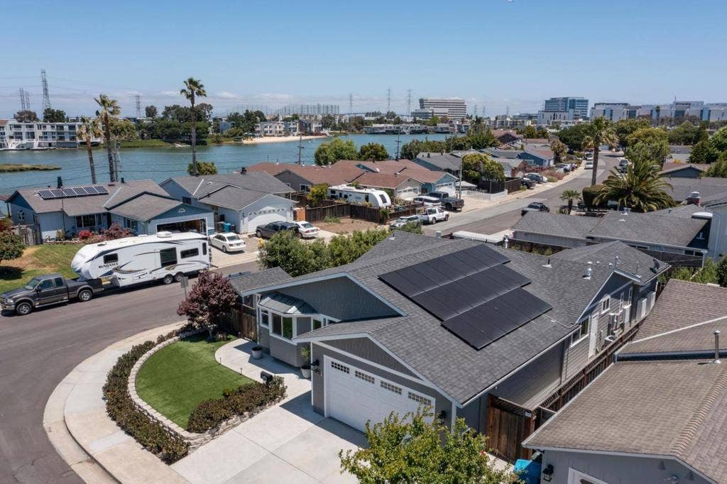 1600 ARK Street, San Mateo, CA 94403 1600 ARK Street, San Mateo, CA 94403