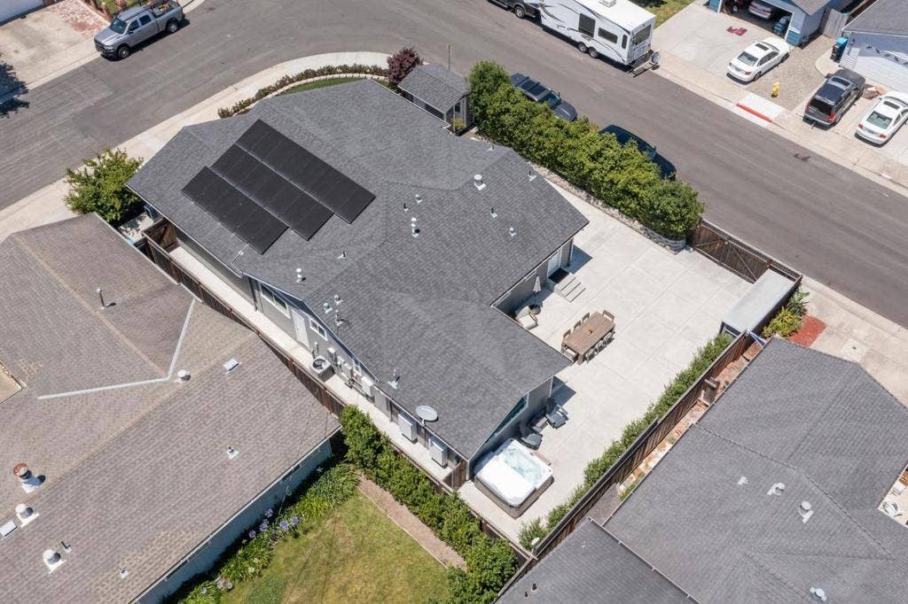 1600 ARK Street, San Mateo, CA 94403 1600 ARK Street, San Mateo, CA 94403