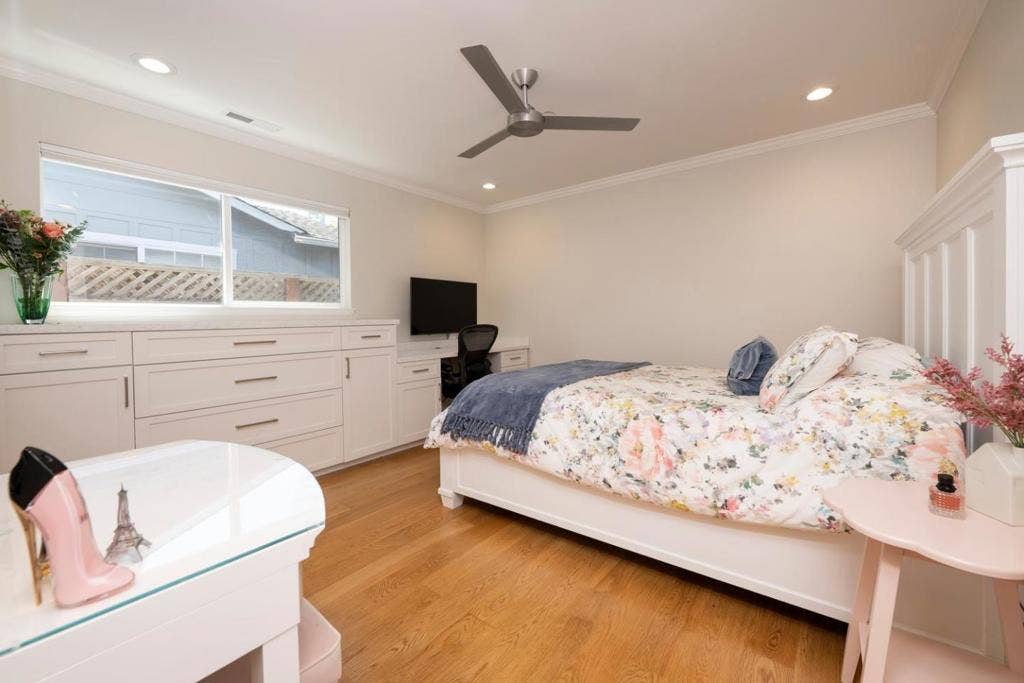 1600 ARK Street, San Mateo, CA 94403 1600 ARK Street, San Mateo, CA 94403