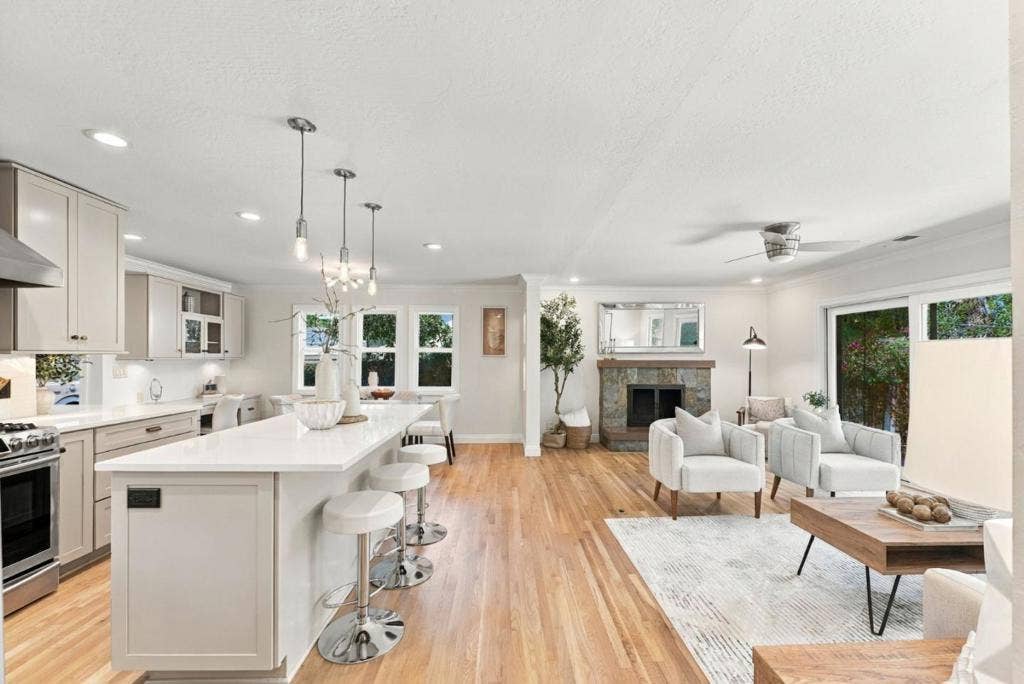 1666 Creek Drive, San Jose, CA 95125 1666 Creek Drive, San Jose, CA 95125
