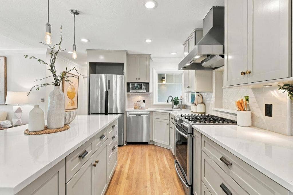 1666 Creek Drive, San Jose, CA 95125 1666 Creek Drive, San Jose, CA 95125