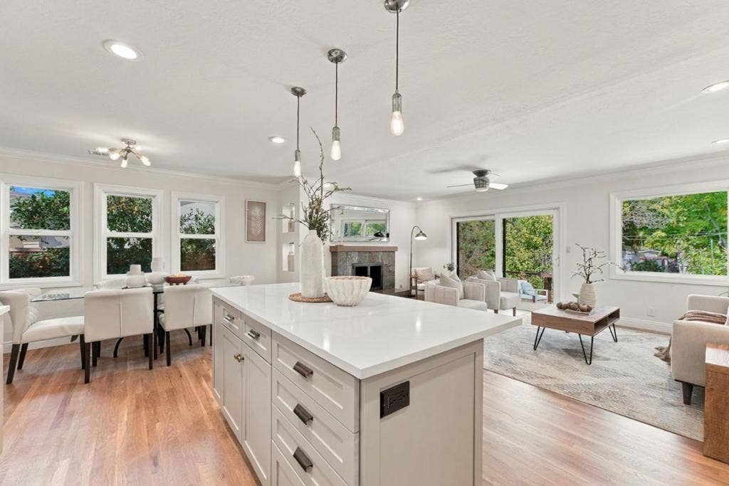 1666 Creek Drive, San Jose, CA 95125 1666 Creek Drive, San Jose, CA 95125