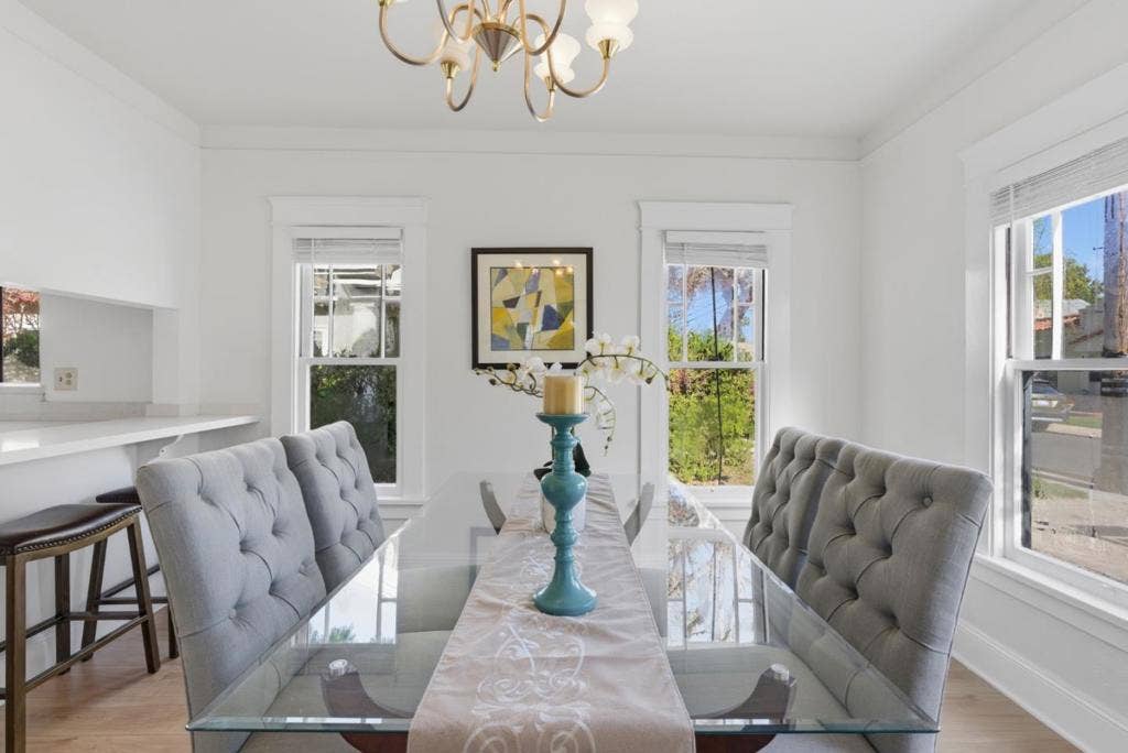 711 Emerson Court, San Jose, CA 95126 711 Emerson Court, San Jose, CA 95126