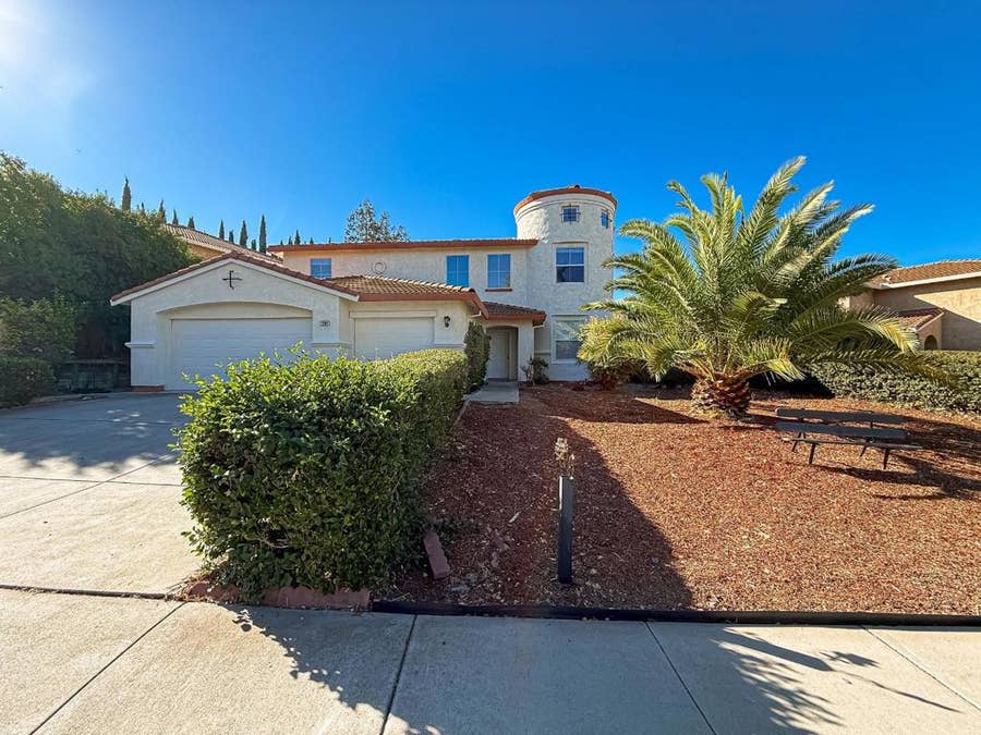 Property photo for 1904 Badger Pass Way, Antioch, CA