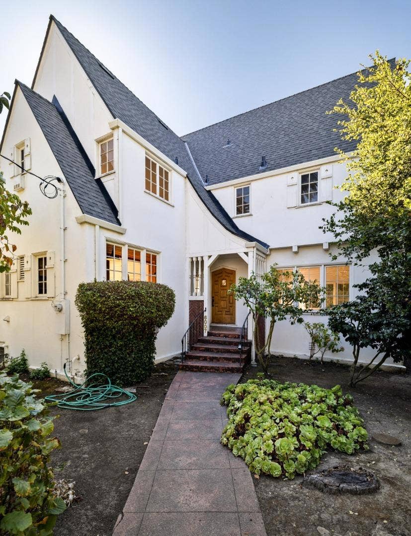 Property photo for 6007 Rockridge Boulevard, Oakland, CA
