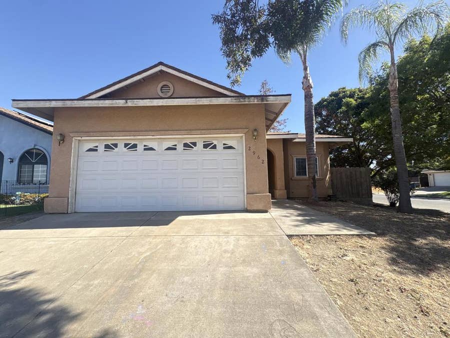 Property photo for 2962 Westminster Court, Merced, CA