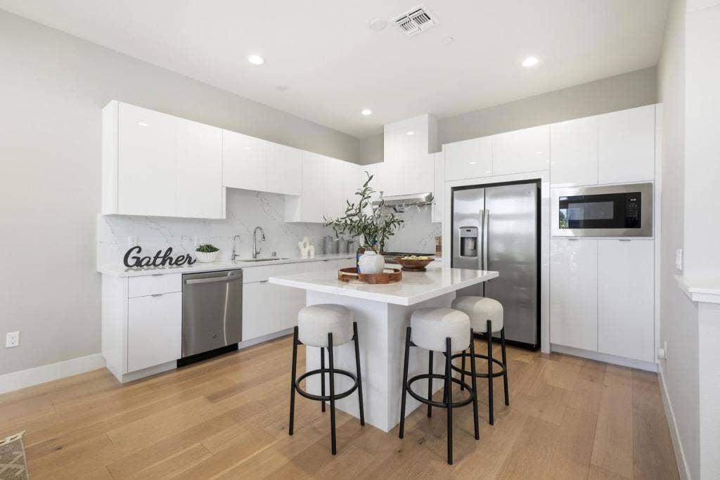 188 Terraine Street, San Jose, CA 95110 188 Terraine Street, San Jose, CA 95110