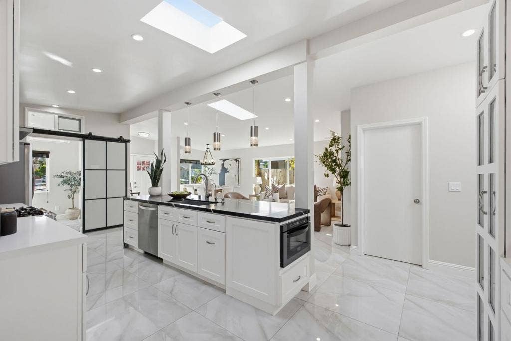 2532 Rose Way, Santa Clara, CA 95051 2532 Rose Way, Santa Clara, CA 95051