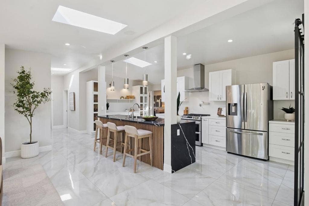 2532 Rose Way, Santa Clara, CA 95051 2532 Rose Way, Santa Clara, CA 95051