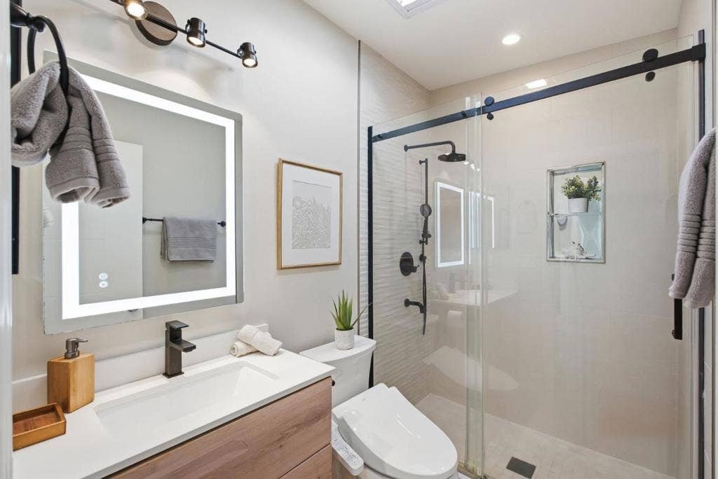 2532 Rose Way, Santa Clara, CA 95051 2532 Rose Way, Santa Clara, CA 95051
