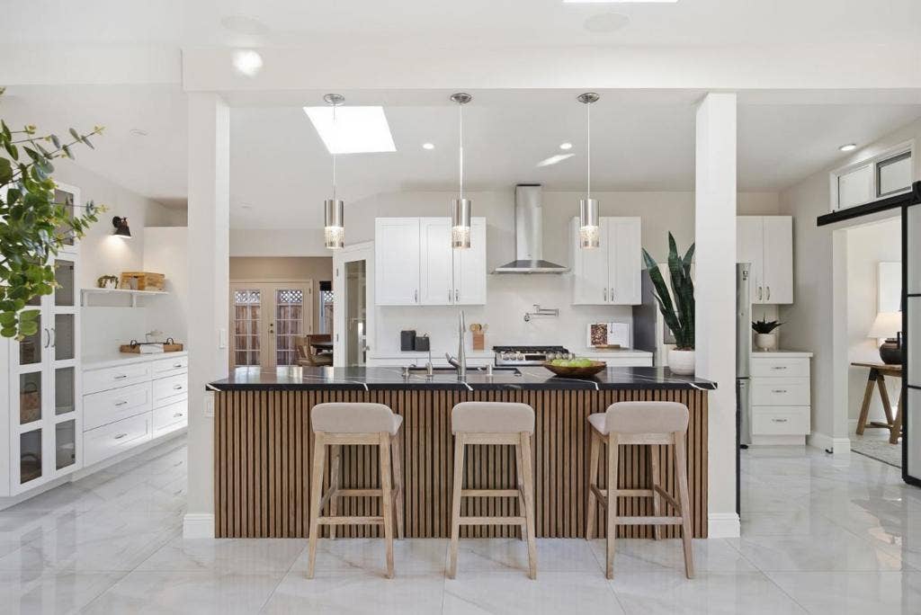 2532 Rose Way, Santa Clara, CA 95051 2532 Rose Way, Santa Clara, CA 95051