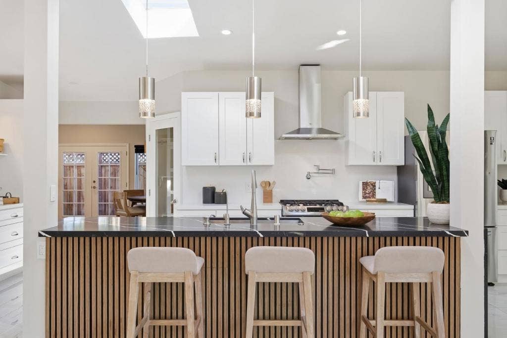 2532 Rose Way, Santa Clara, CA 95051 2532 Rose Way, Santa Clara, CA 95051