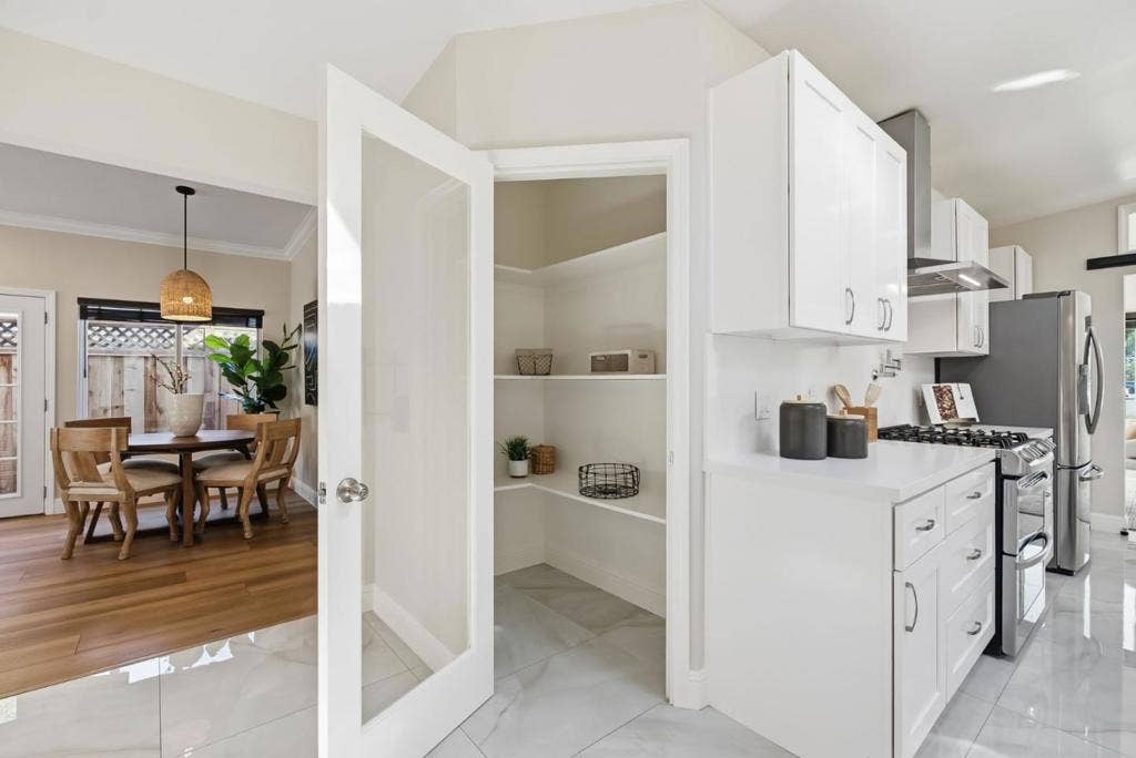 2532 Rose Way, Santa Clara, CA 95051 2532 Rose Way, Santa Clara, CA 95051