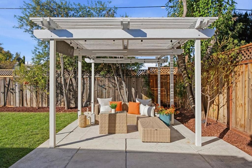 2532 Rose Way, Santa Clara, CA 95051 2532 Rose Way, Santa Clara, CA 95051