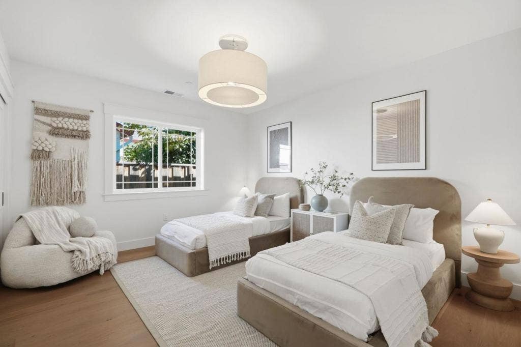914 2nd Avenue, Redwood City, CA 94063 914 2nd Avenue, Redwood City, CA 94063
