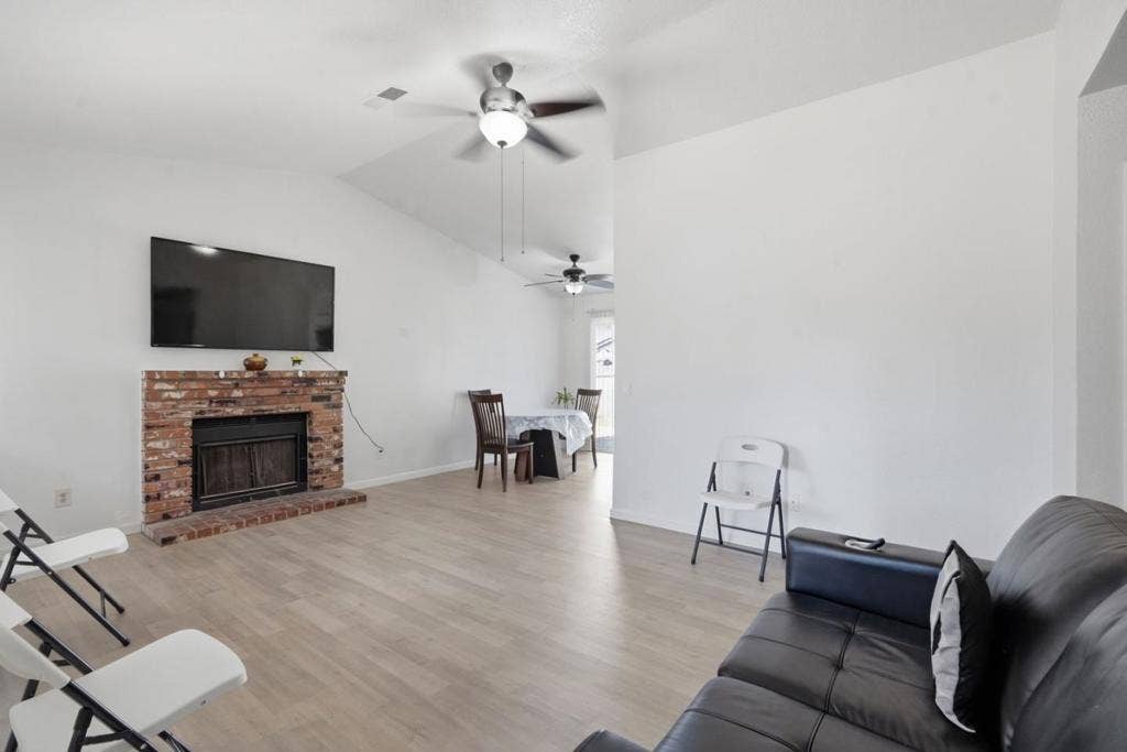 1551 Little Rock Court, Merced, CA 95348 1551 Little Rock Court, Merced, CA 95348