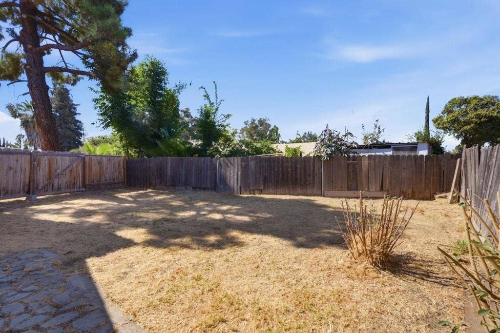 1551 Little Rock Court, Merced, CA 95348 1551 Little Rock Court, Merced, CA 95348