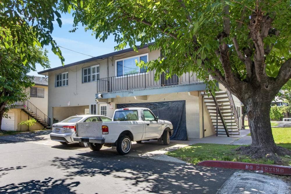 5948 Walerga Road, #4, Sacramento, CA 95842 5948 Walerga Road, #4, Sacramento, CA 95842