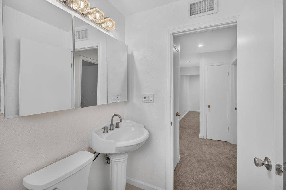 5948 Walerga Road, #4, Sacramento, CA 95842 5948 Walerga Road, #4, Sacramento, CA 95842